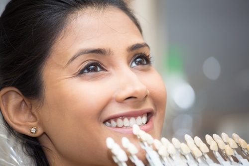 Restauro dentale per un sorriso hollywoodiano Dentista cosmetico di Los Angeles
