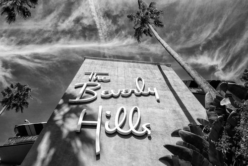 ビバリーヒルズの審美歯科医